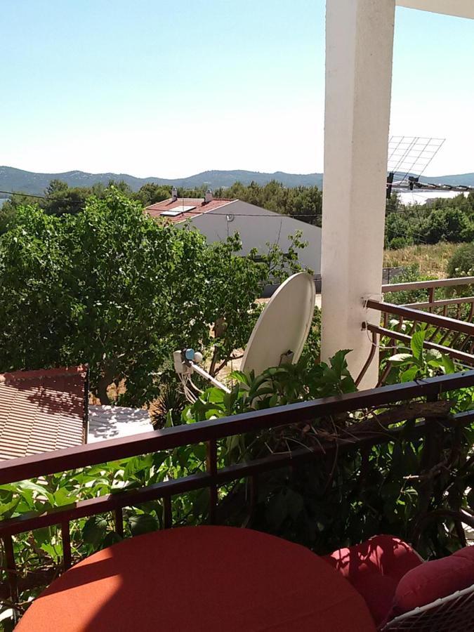 Apartmani Nikola Биоград-на-Мору Экстерьер фото