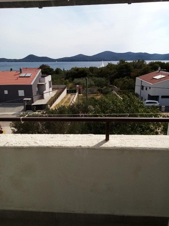 Apartmani Nikola Биоград-на-Мору Экстерьер фото