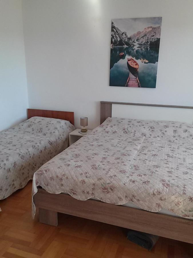 Apartmani Nikola Биоград-на-Мору Экстерьер фото
