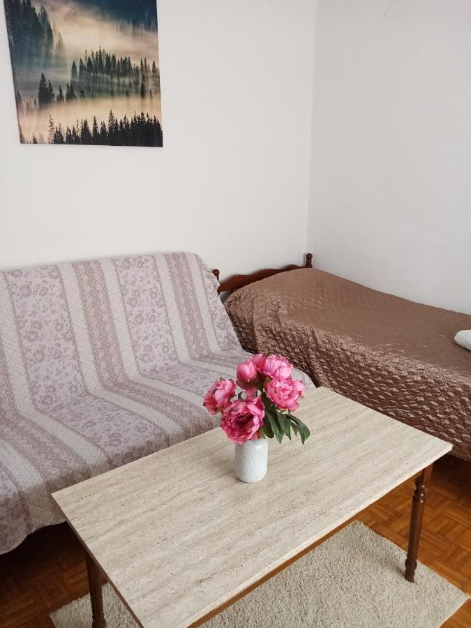 Apartmani Nikola Биоград-на-Мору Экстерьер фото